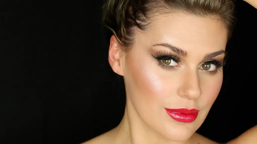 Vicky Lash